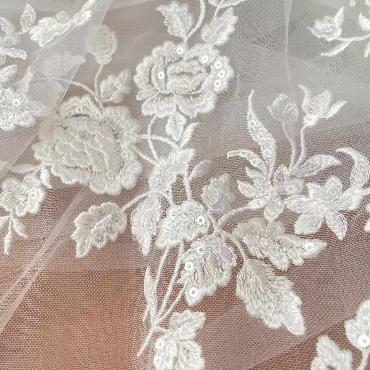 French Embroidered Lace Fabric - Dry Herb Vaping Accessories recension och pris